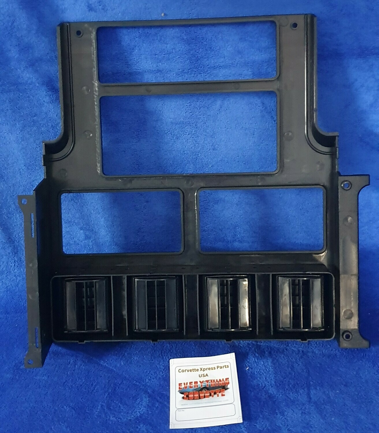 BEZEL-CENTER DASH WITH DEFLECTORS-84-89 (#E6046)