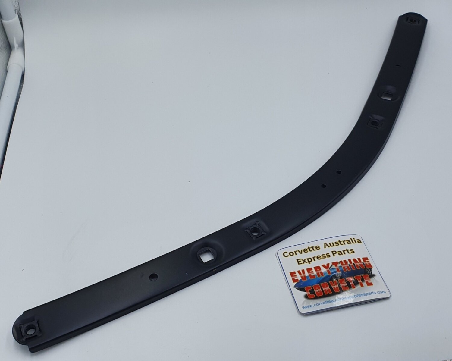 RETAINER-SPOILER-FRONT AIR DAM-LOWER OUTER-91-96 (#E23240) 3C3 RETAINER-SPOILER-FRONT AIR DAM-LOWER OUTER-91-96 (#E23240) 3C3