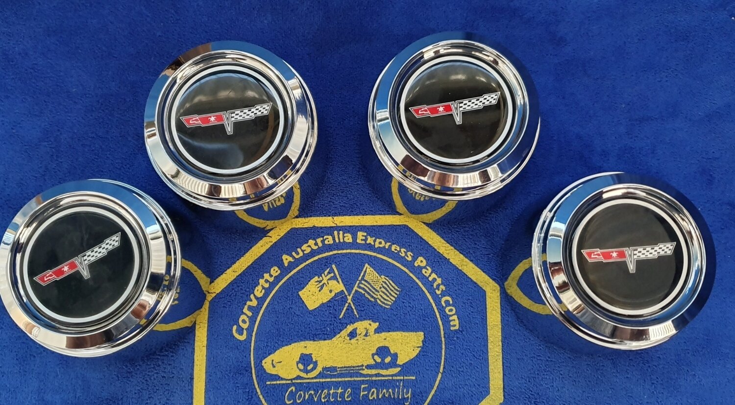 CAP SET-CENTER-ALUMINUM WHEEL-WITH EMBLEM-REPLACEMENT-PLASTIC-4 PIECES-USA-80-81 (#E3339) 1AA3