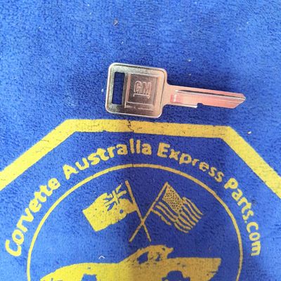 KEY-BLANK-SQUARE HEAD-E-EACH-68-82 (#E23571) 5B4 KEY-BLANK-SQUARE HEAD-E-EACH-68-82 (#E23571) 5B4