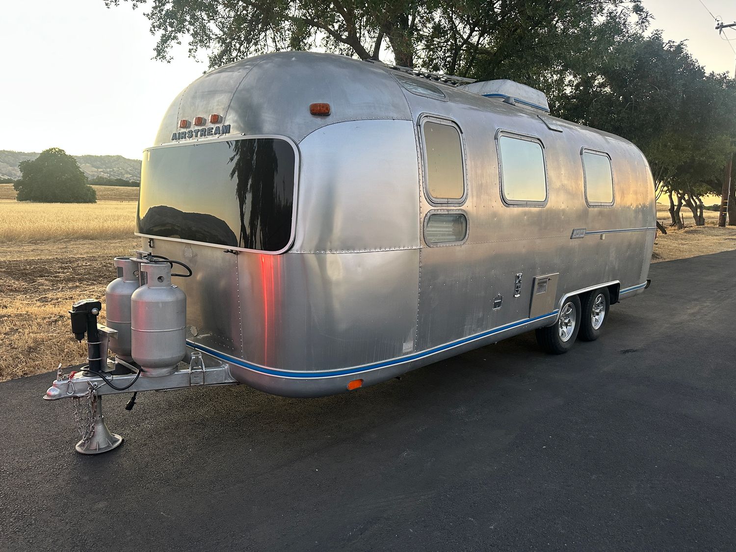 1975 Land Yacht Tradewind 25  Original owner  incredible condition