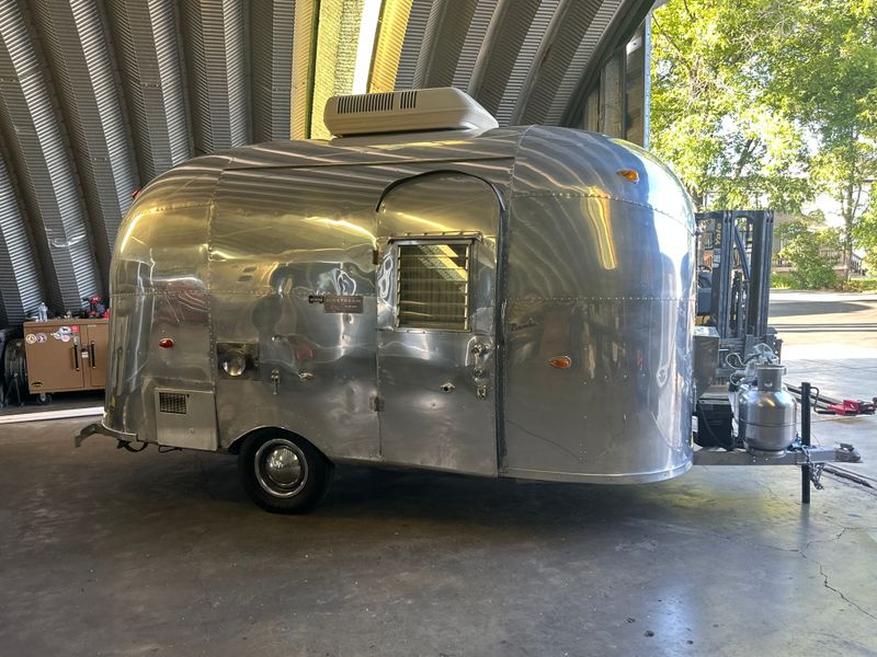 1962 Airstream Bambi 16..all original  +1 owner ..wow!!