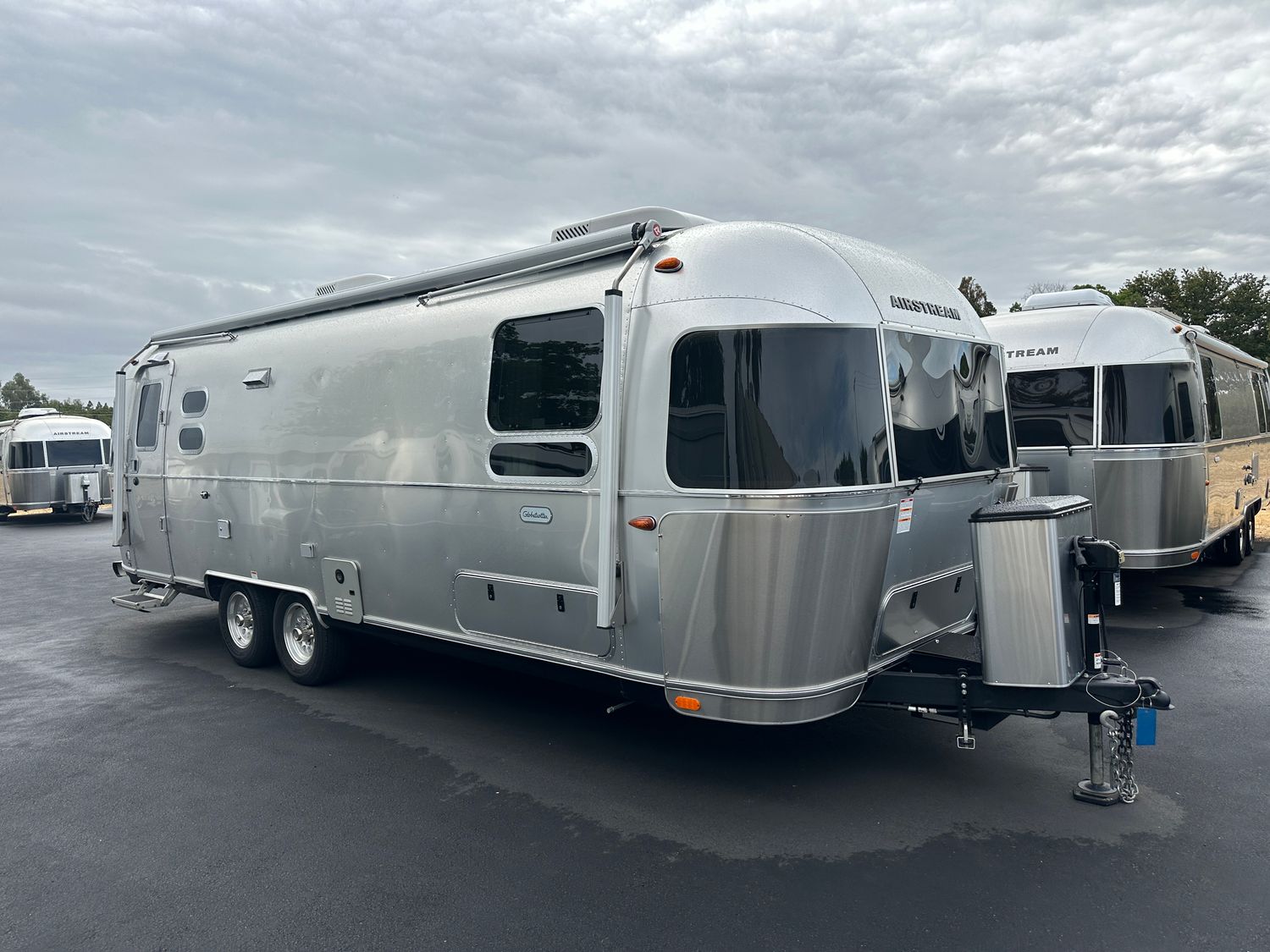 2023 Globetrotter 27FB Twin with solar and lithium 2023 Globetrotter 27FB Twin with solar and lithium