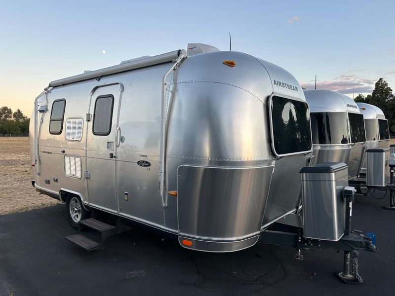 2006 Airstream Safari  LS 20FB..$11k recent service