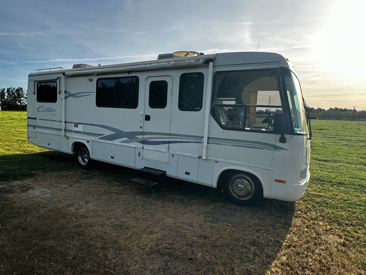 1996 Airstream Cutter 30