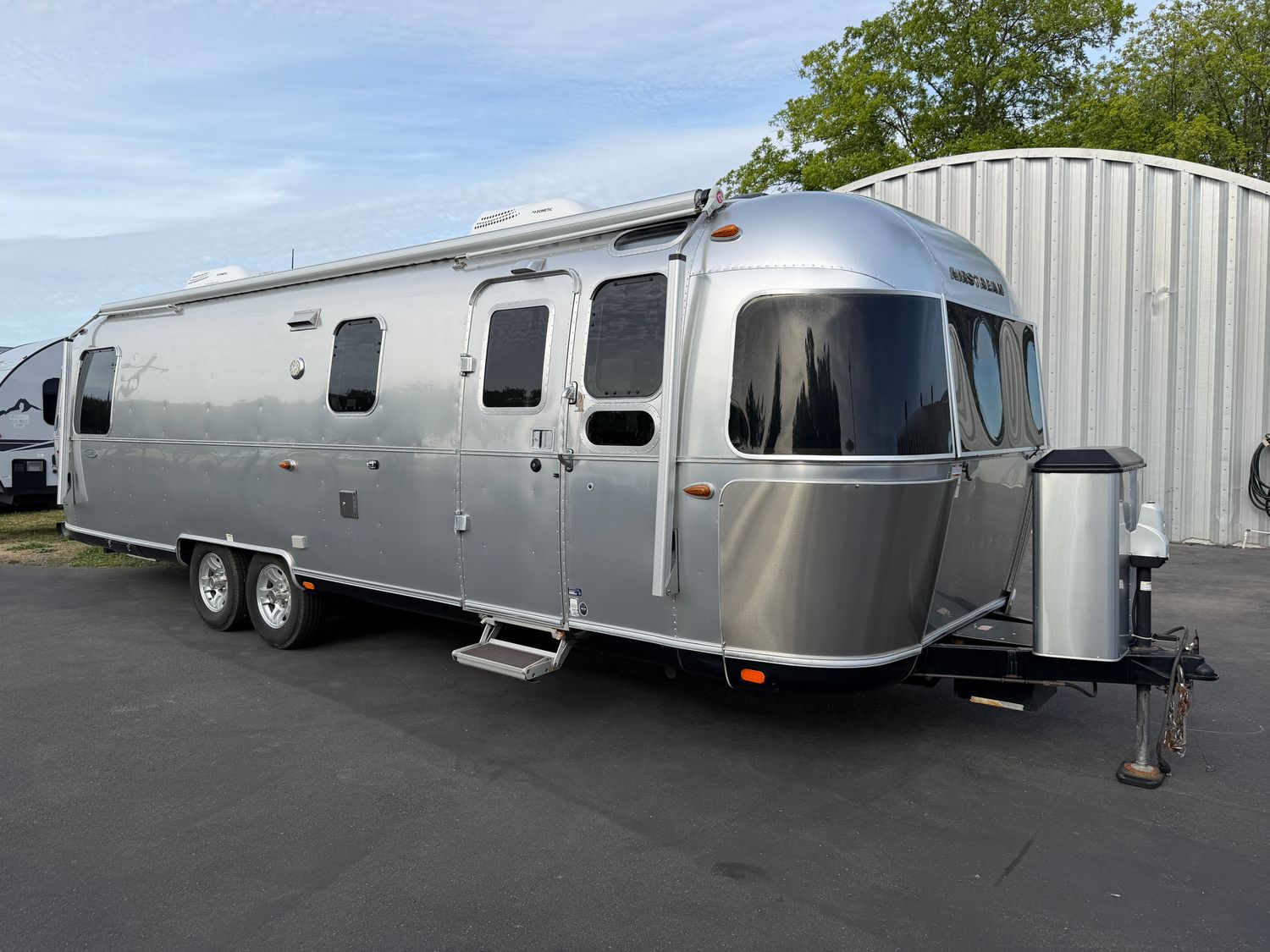 2018 Classic 30RBQ Super clean!!