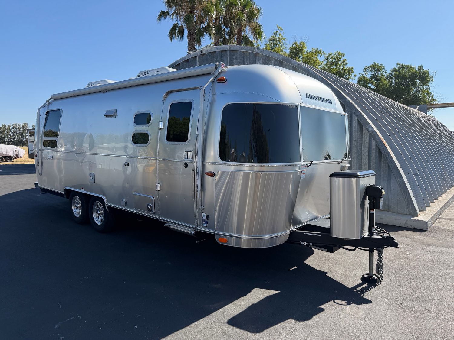 2023 Flying Cloud 25RBQ