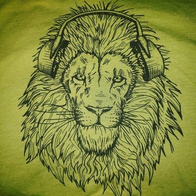 Forward Ever Lion t-shirt