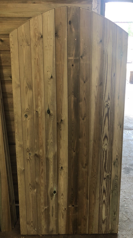 Gate