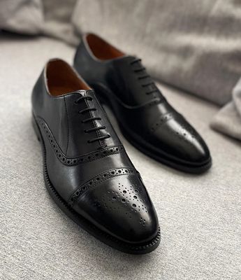 Men’s Oxford Shoes - 24 pair