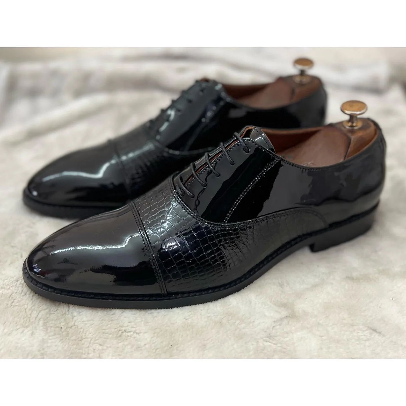 Men’s Oxford Shoes - 24 pair