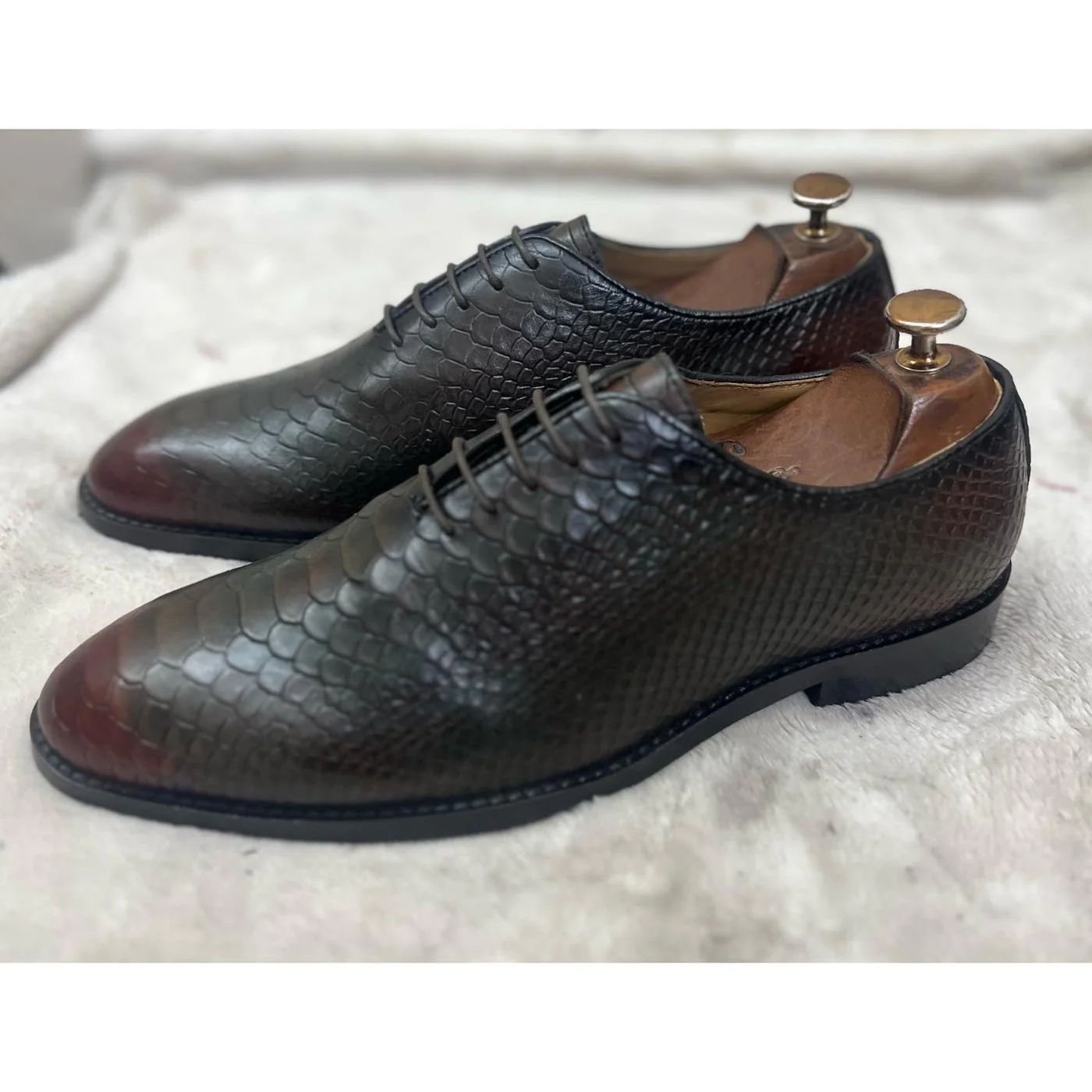 Men’s Oxford Shoes - 48 pair
