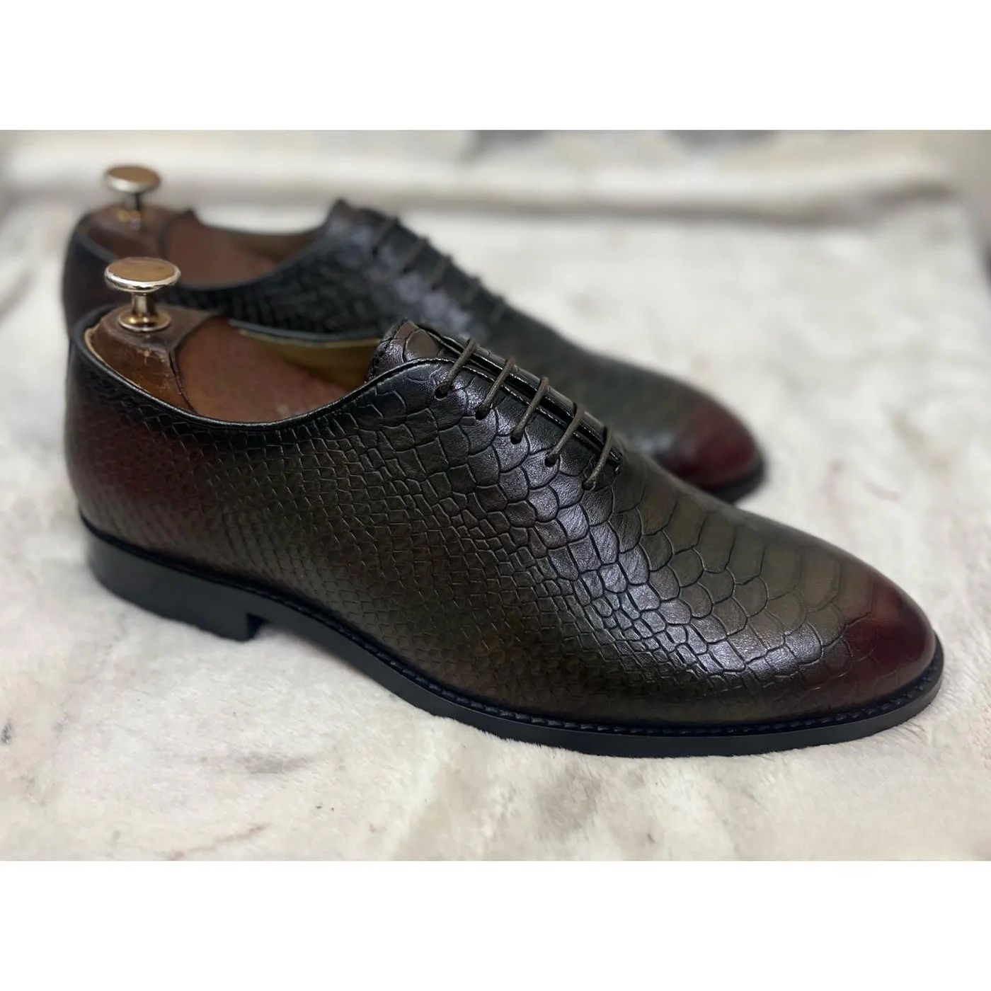Men’s Oxford Shoes - 48 pair