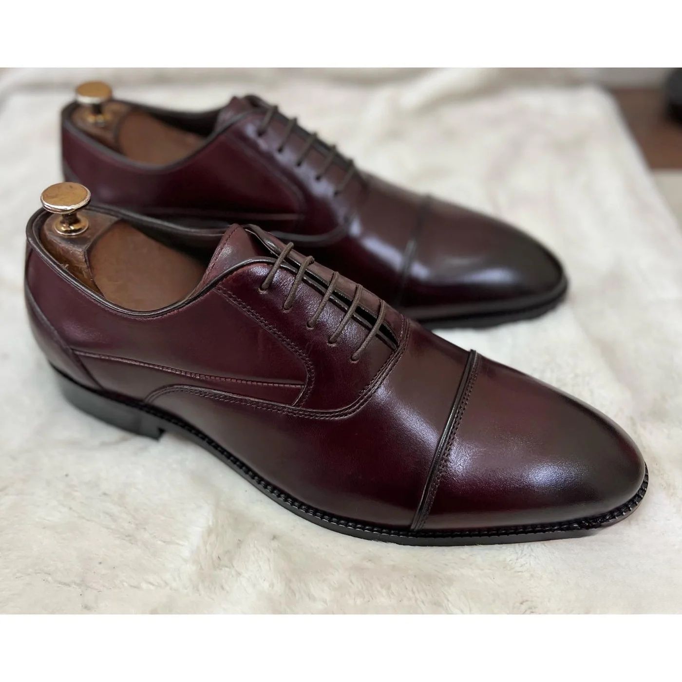 Men’s Oxford Shoes - 48 pair