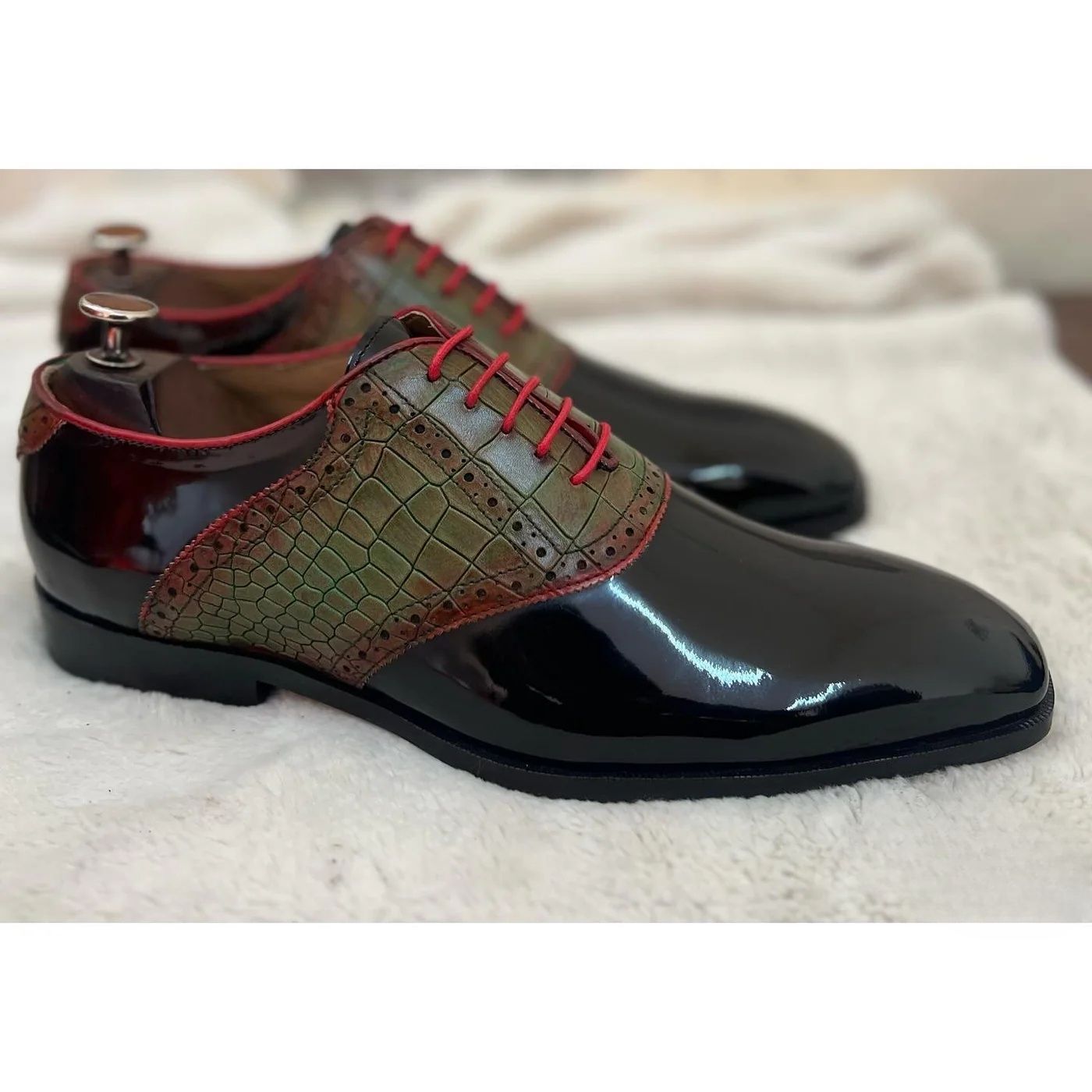 Men’s Oxford Shoes - 24 pair