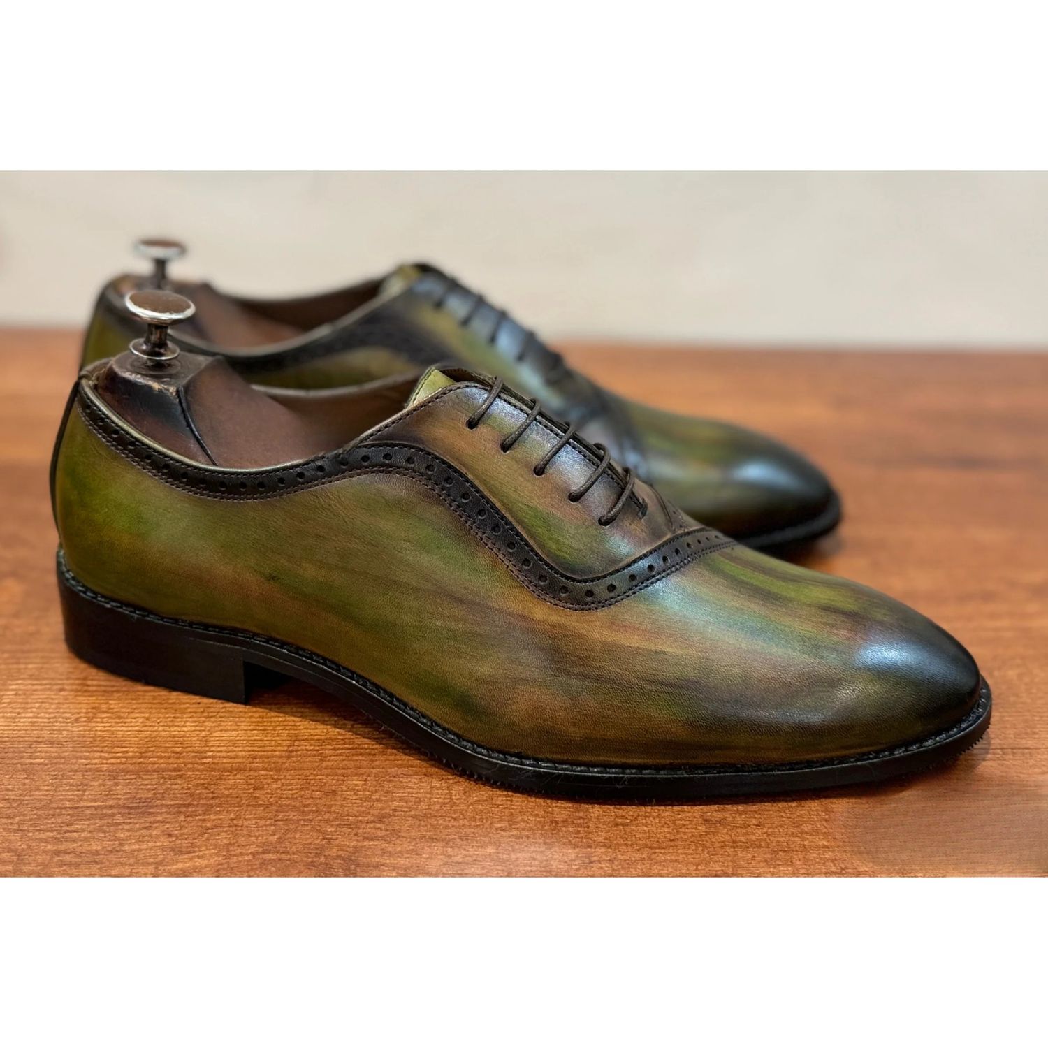 Men’s Oxford Shoes - 24 pair