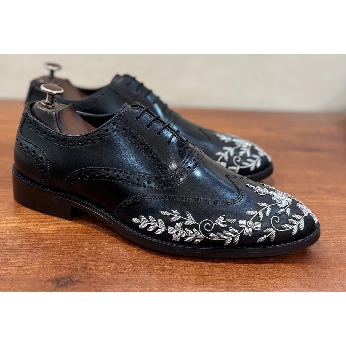 Men’s Oxford Shoes - 48 pair