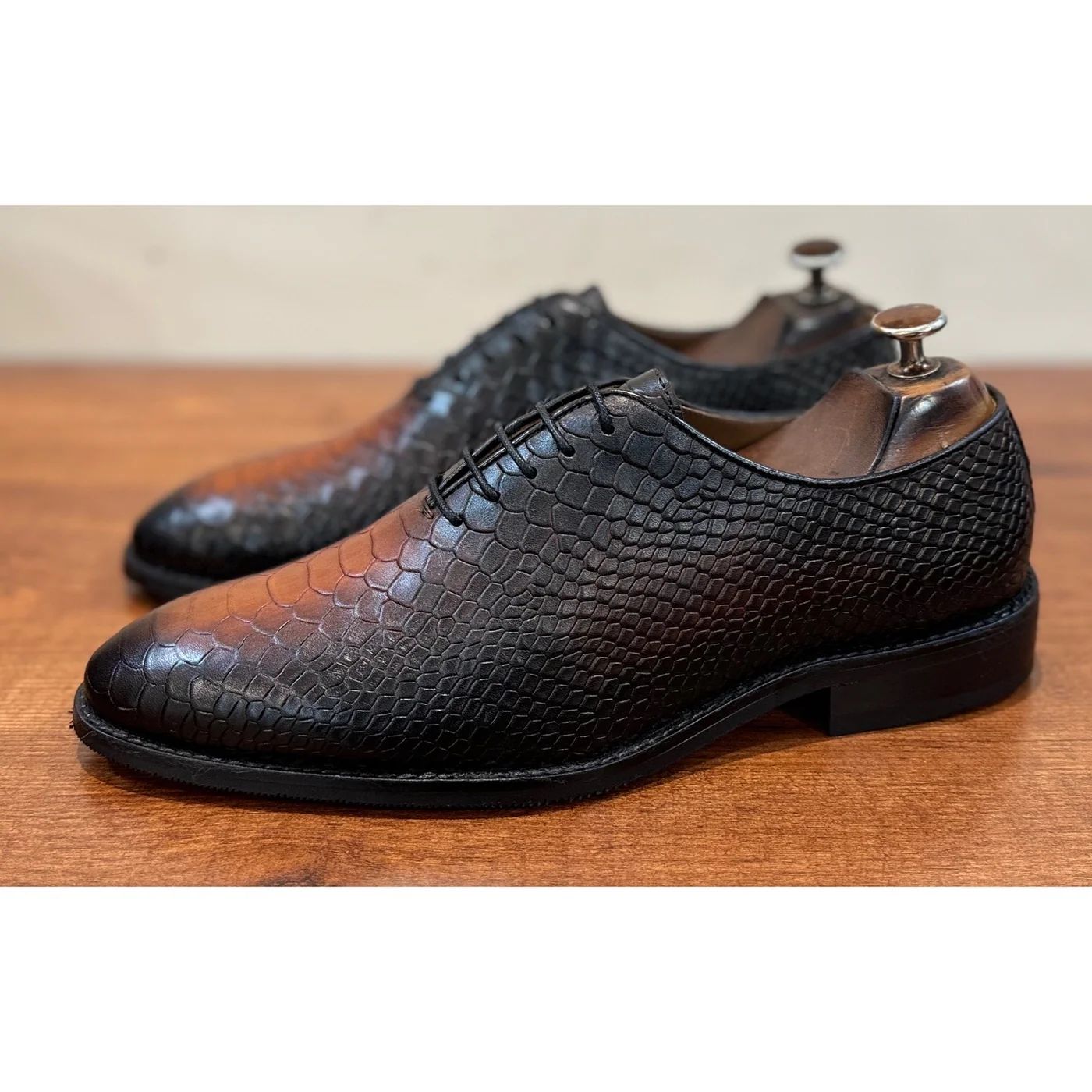 Men’s Oxford Shoes - 48 pair