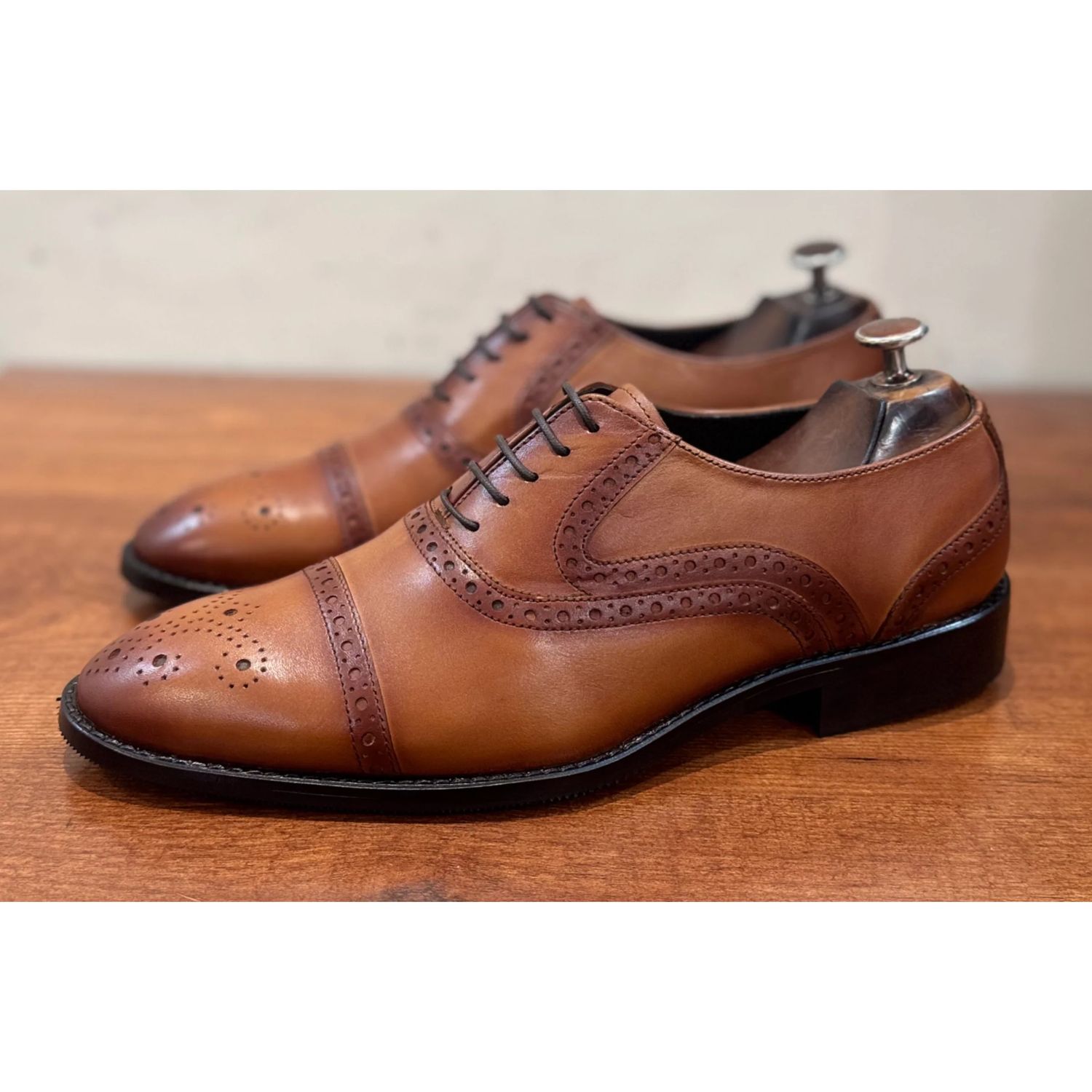 Men’s Oxford Shoes - 48 pair