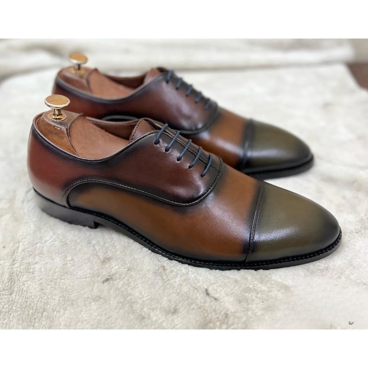 Men’s Oxford Shoes - 48 pair
