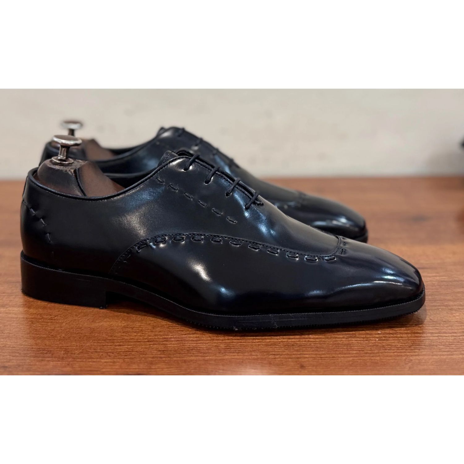 Men’s Oxford Shoes - 24 pair
