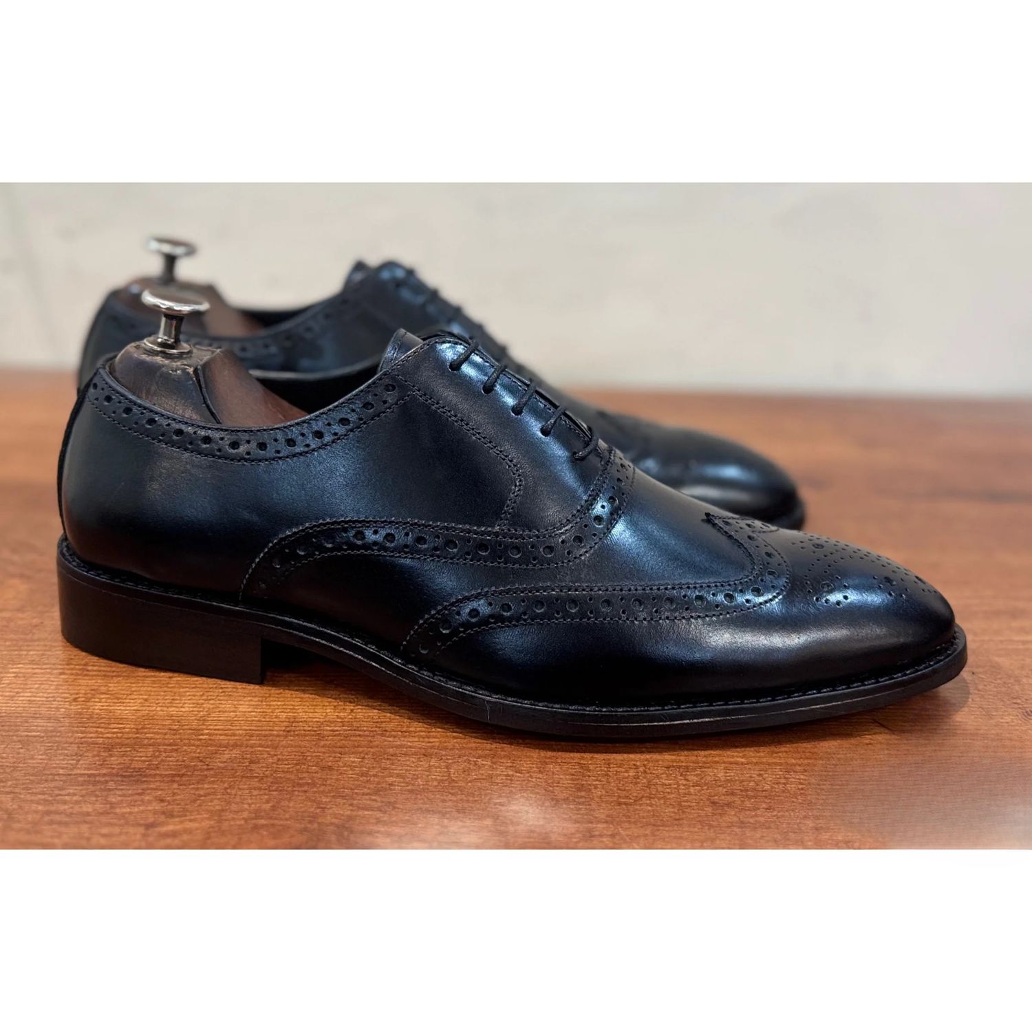 Men’s Oxford Shoes - 24 pair