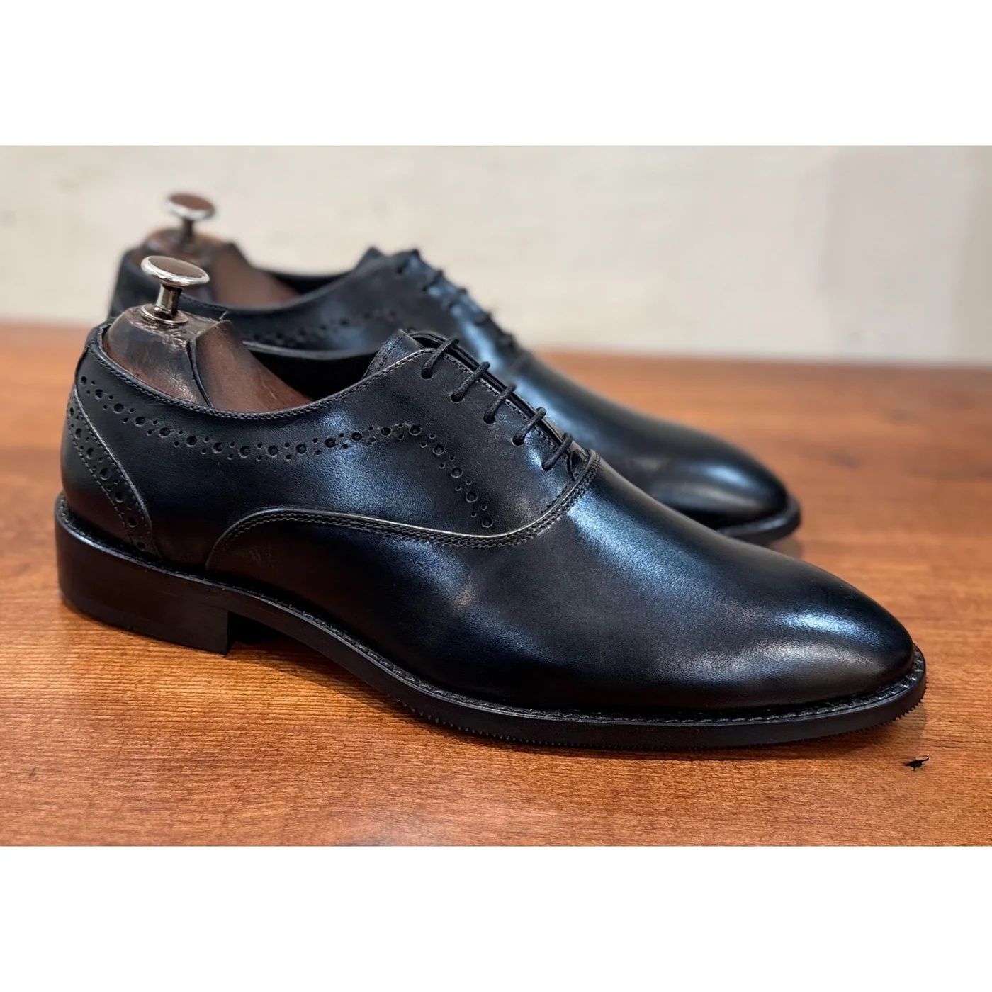 Men’s Oxford Shoes - 48 pair