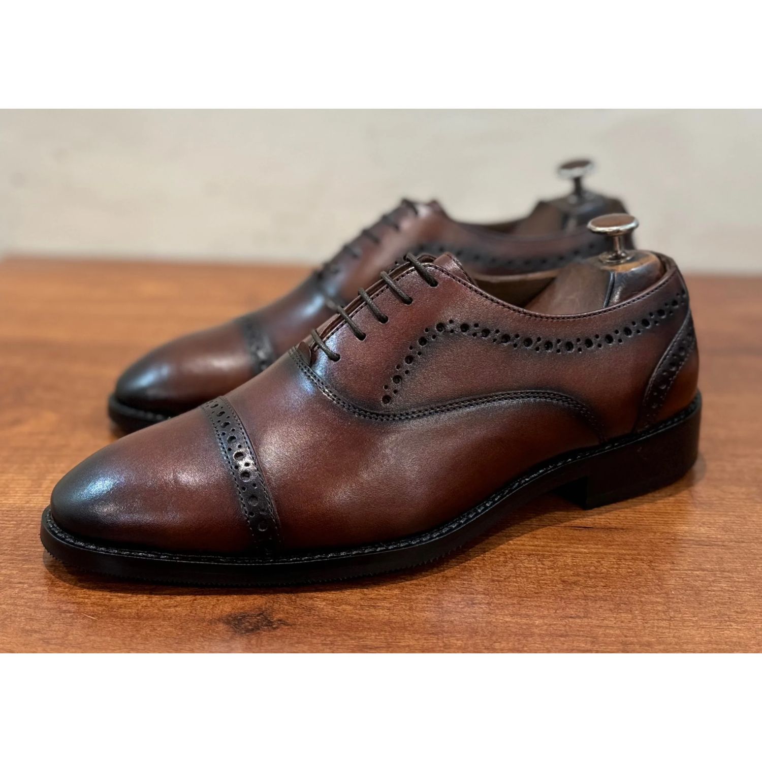 Men’s Oxford Shoes - 48 pair