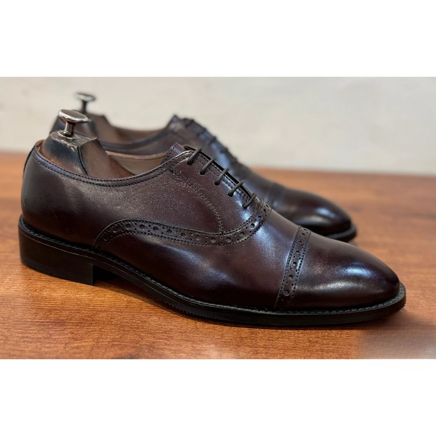 Men’s Oxford Shoes - 48 pair