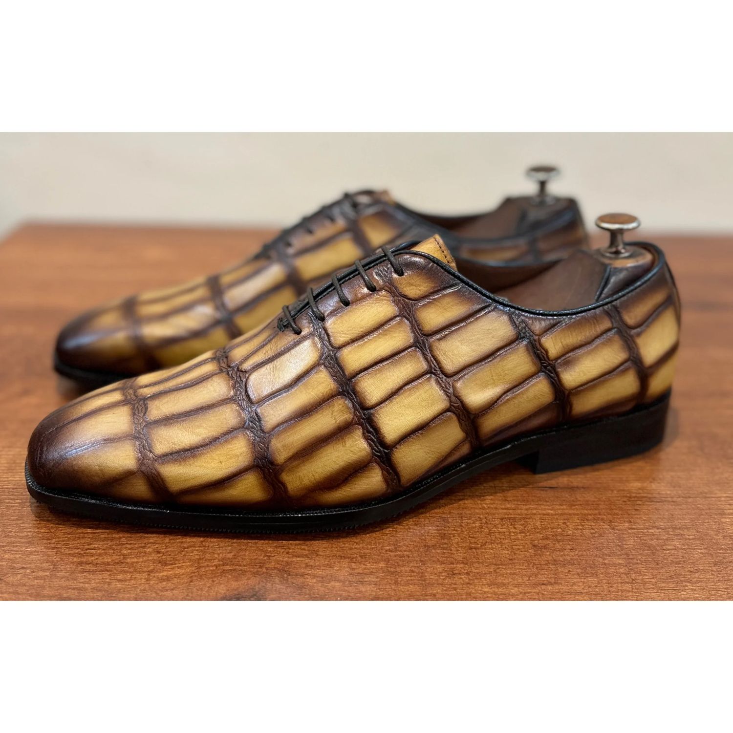 Men’s Oxford Shoes - 24 pair