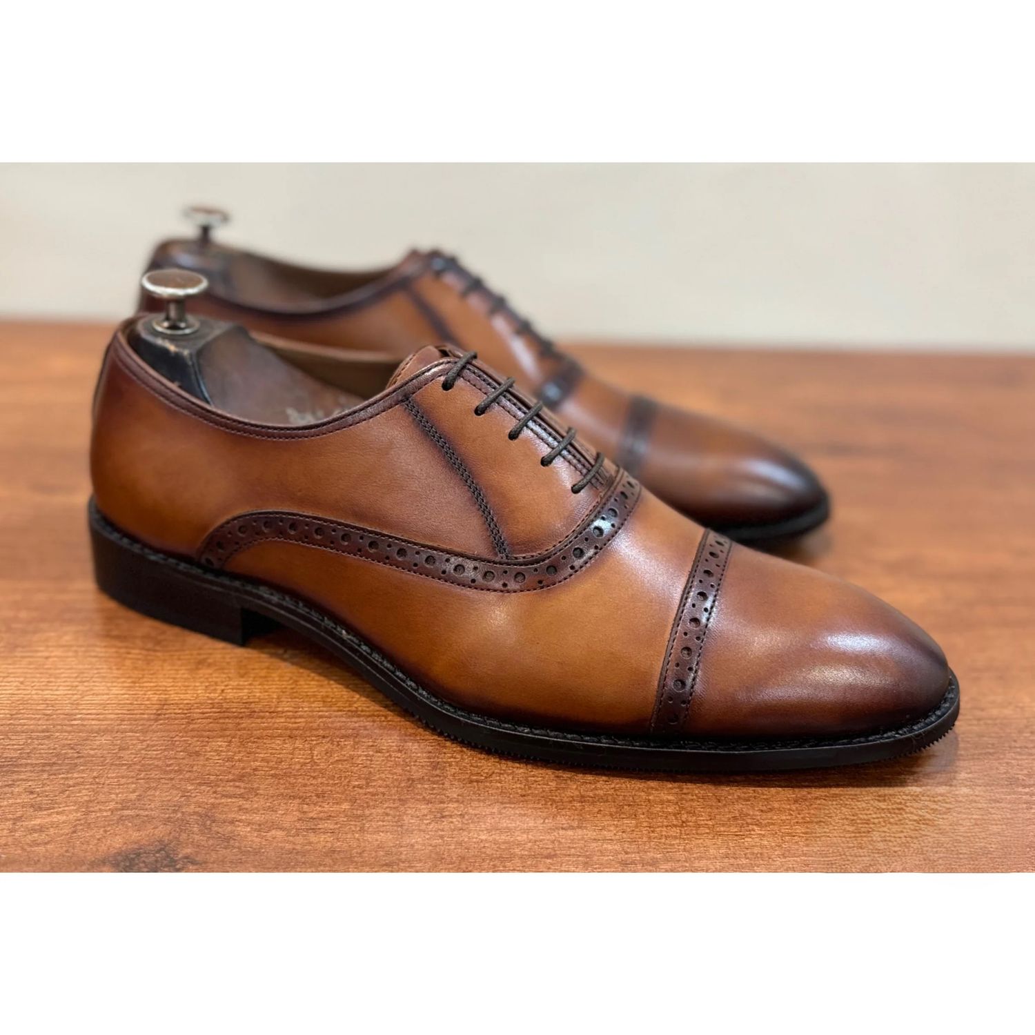 Men’s Oxford Shoes - 48 pair