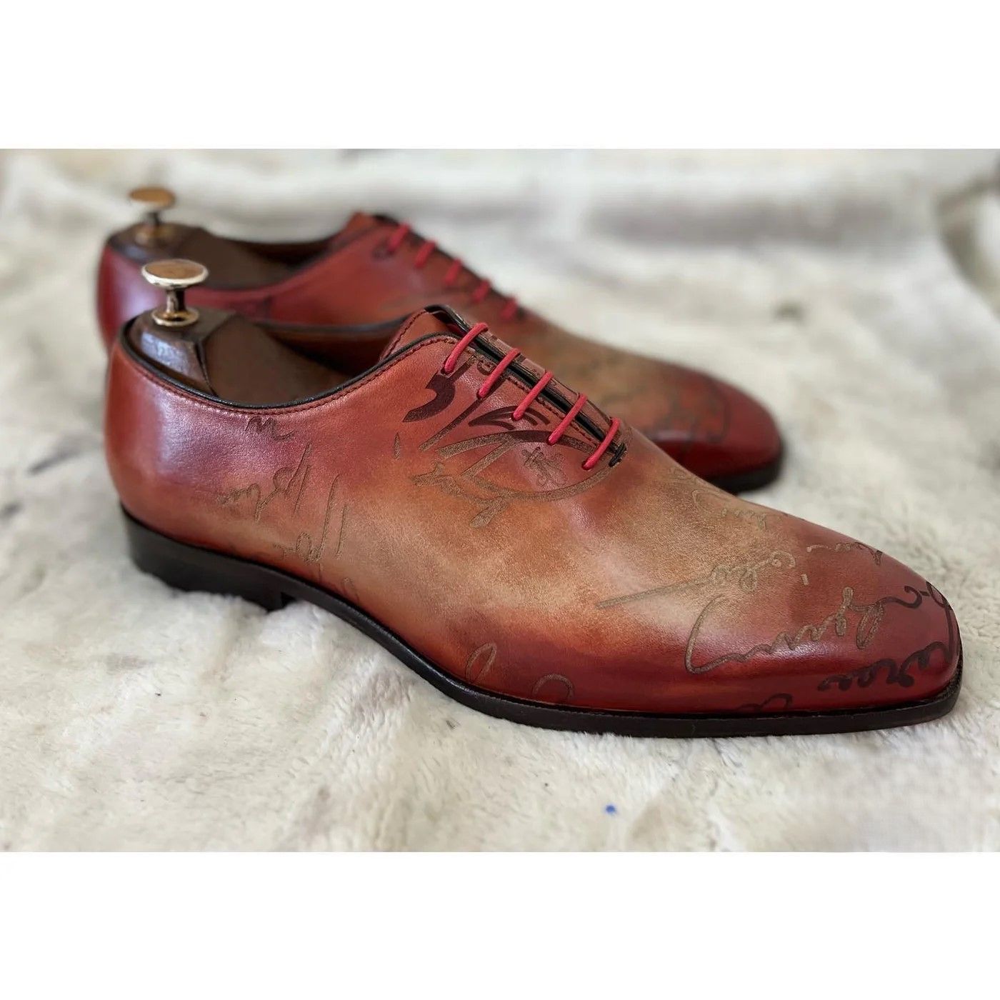 Men’s Oxford Shoes - 24 pair