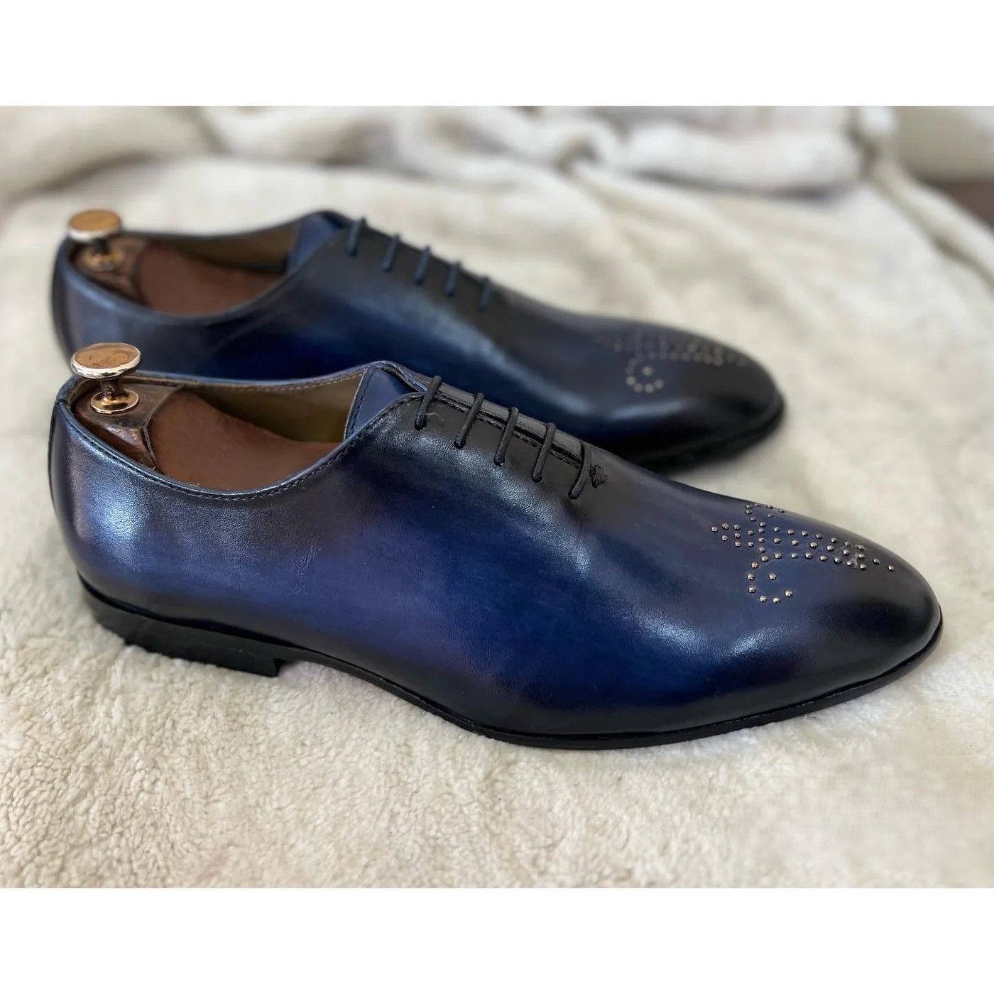 Men’s Oxford Shoes - 24 pair