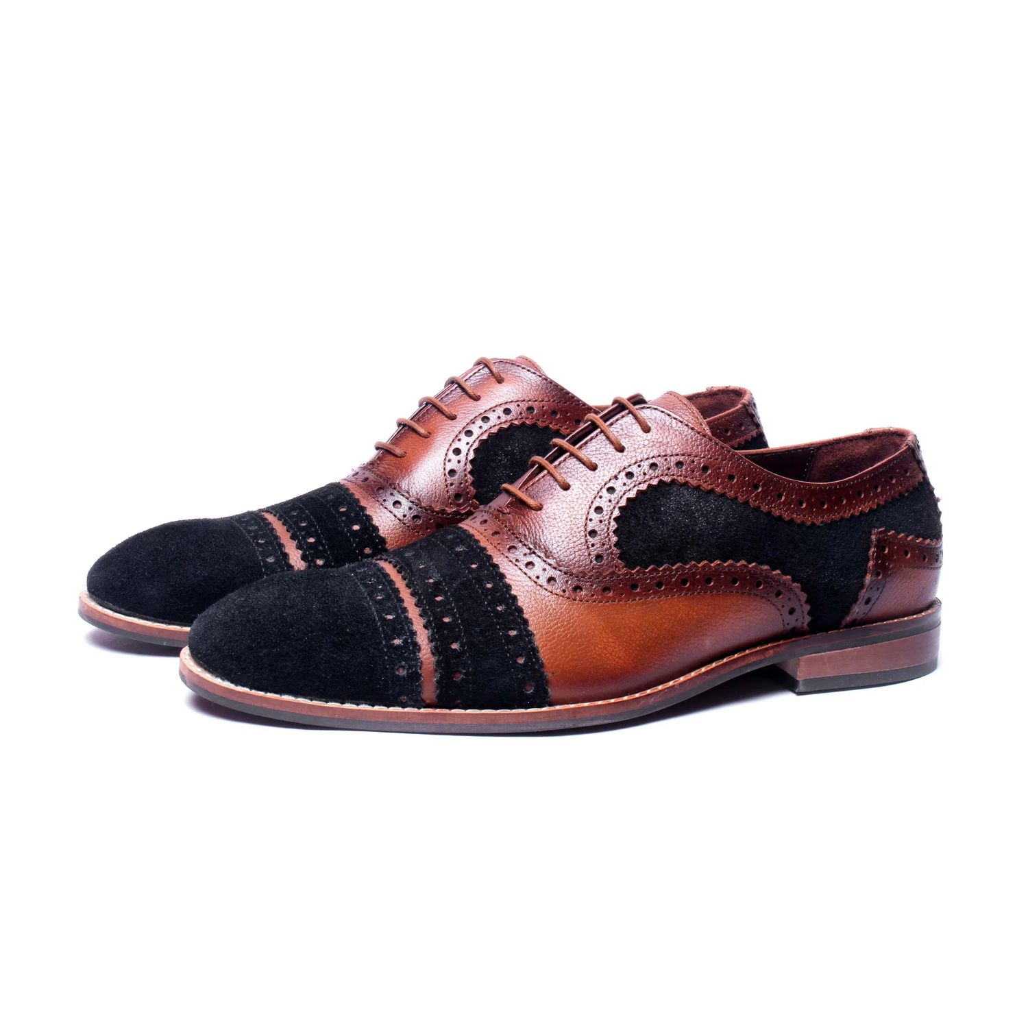 Men’s Oxford Shoes - 24 pair