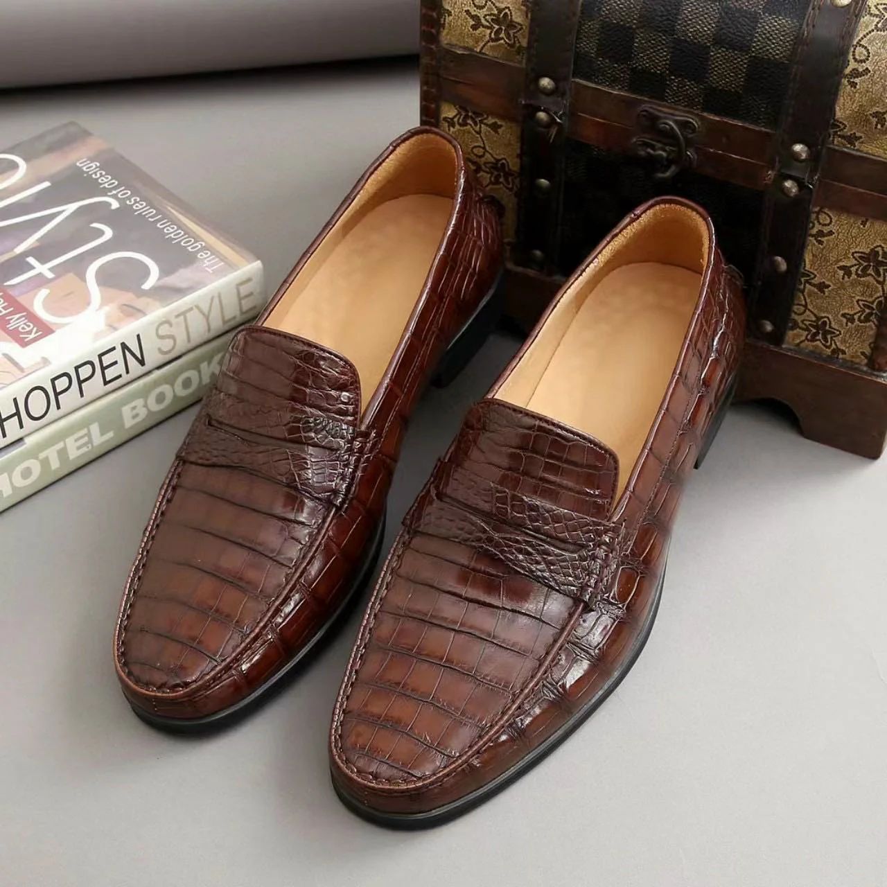 Men’s Loafer Shoes - 48 pair