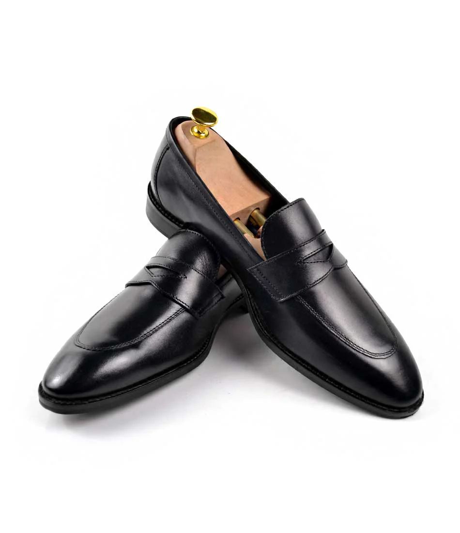 Men’s Loafer Shoes - 48 pair
