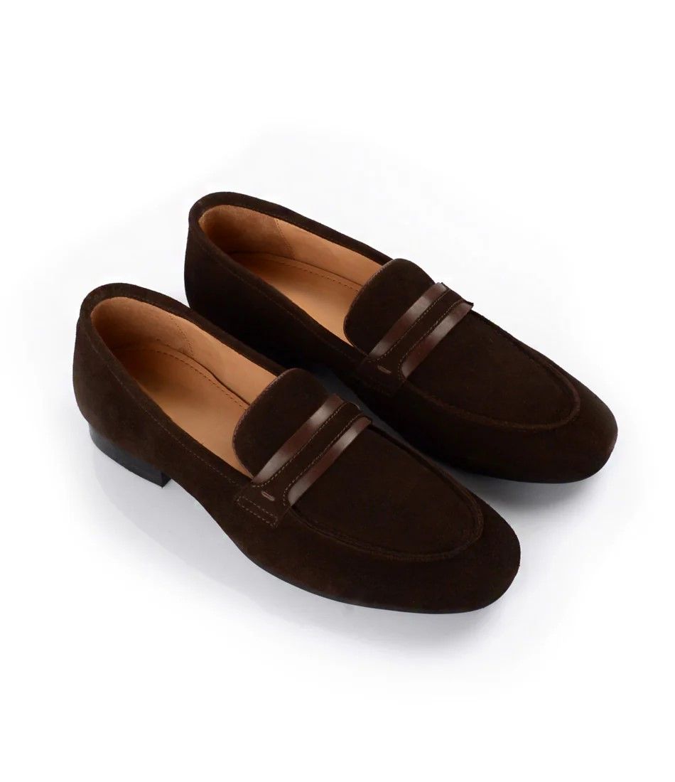 Men’s Loafer Shoes - 24 pair
