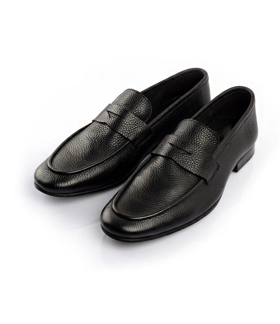 Men’s Loafer Shoes - 24 pair