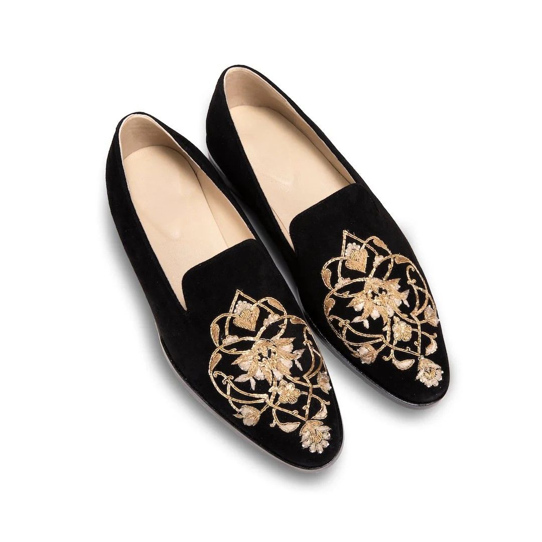 Men’s Loafer Shoes - 48 pair