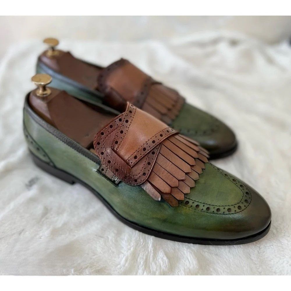 Men’s Loafer Shoes - 24 pair