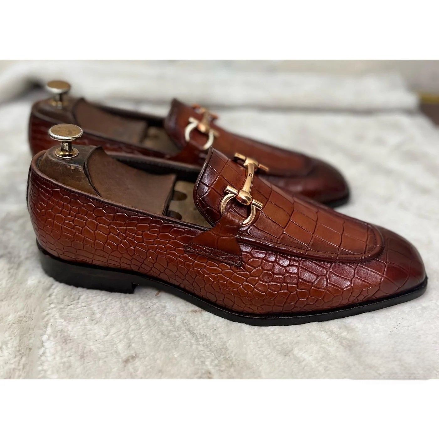 Men’s Loafer Shoes - 24 pair
