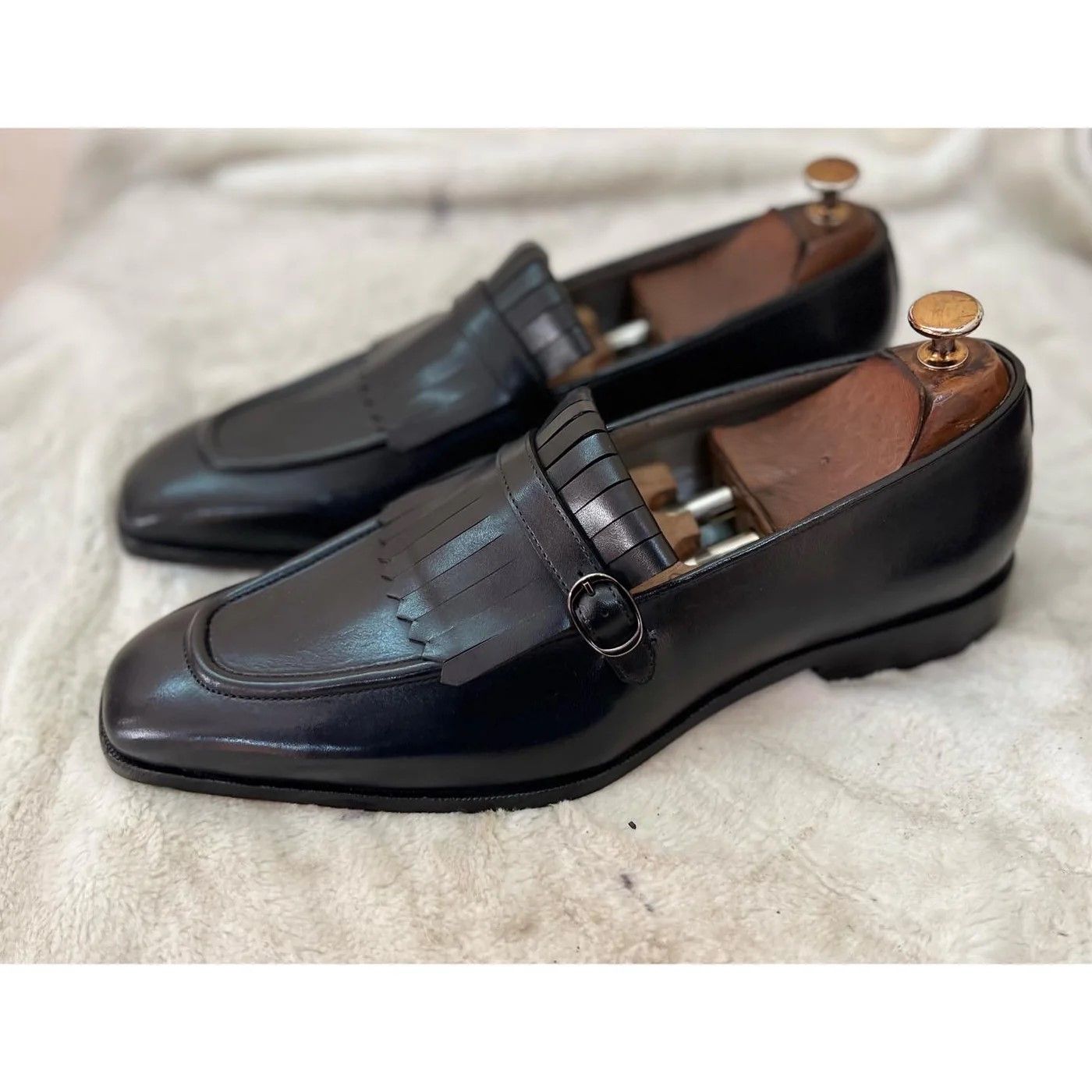 Men’s Loafer Shoes - 48 pair