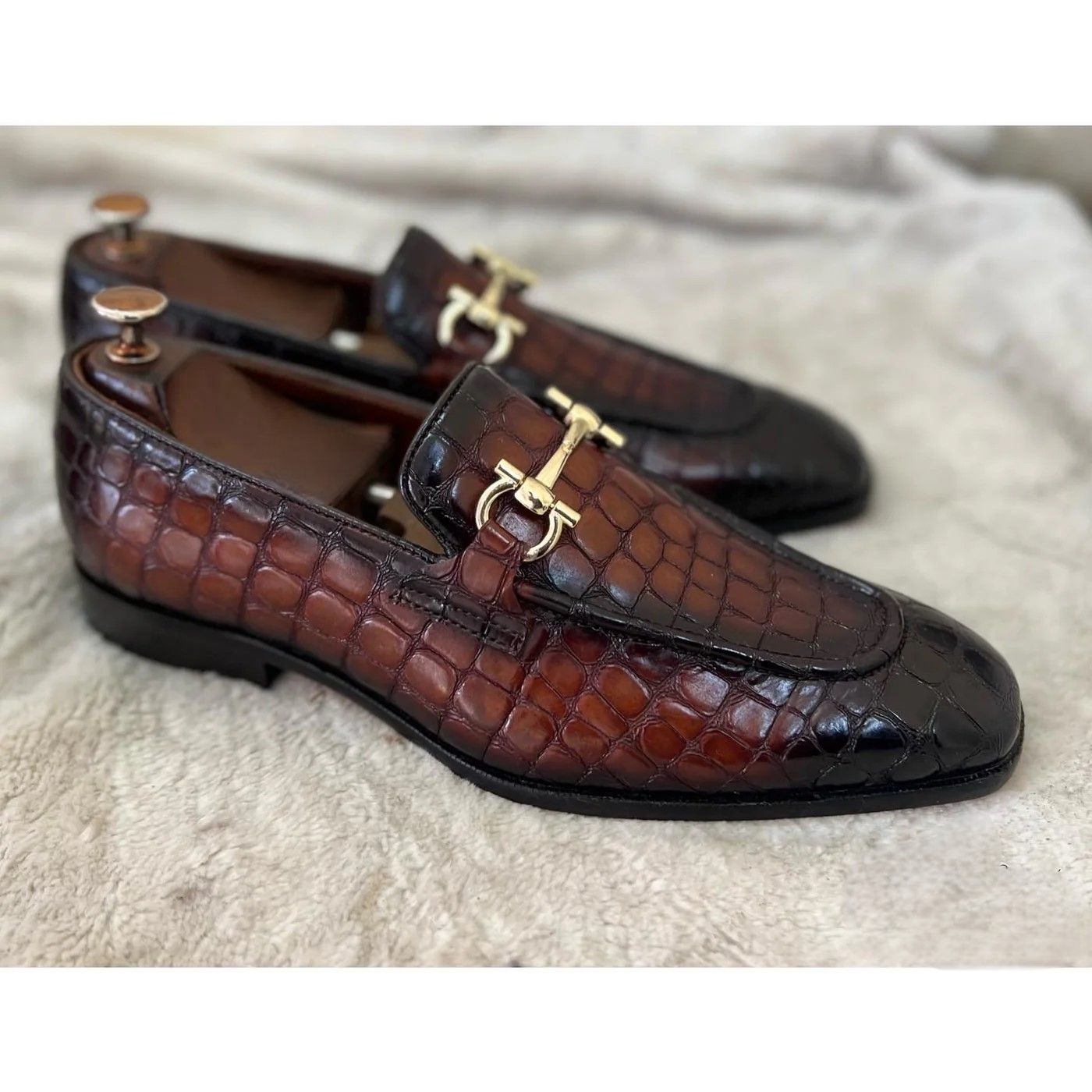 Men’s Loafer Shoes - 48 pair