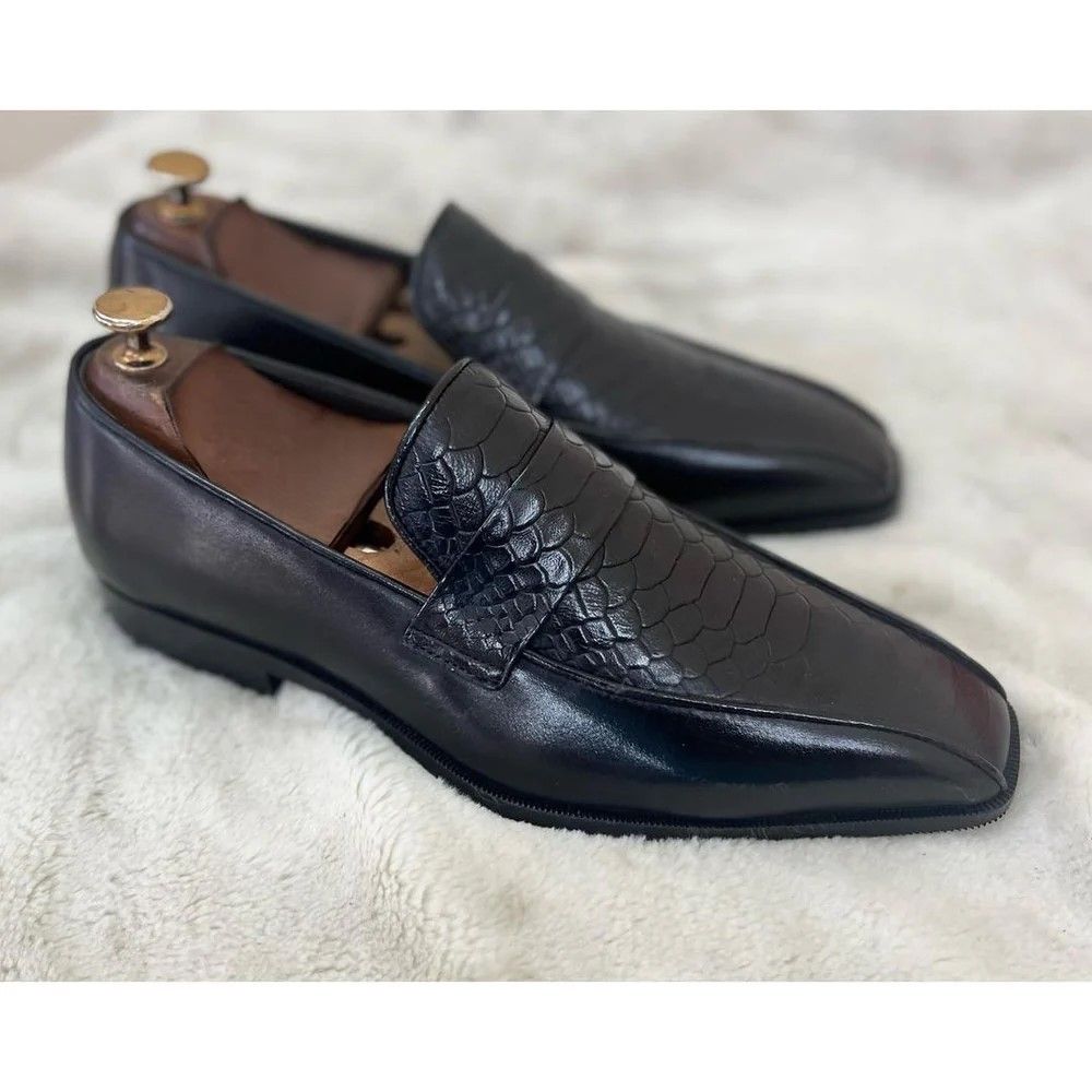 Men’s Loafer Shoes - 48 pair