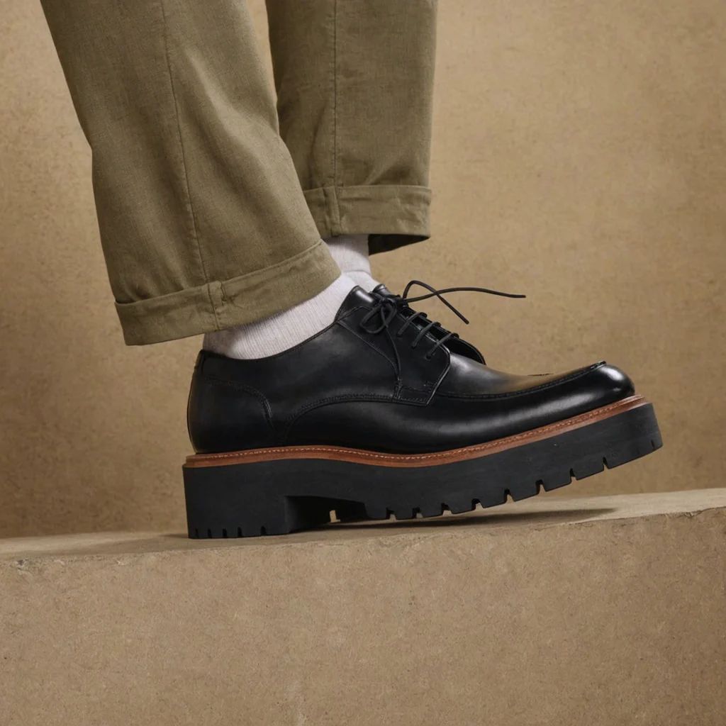 Men’s Derby Shoes - 48 pair