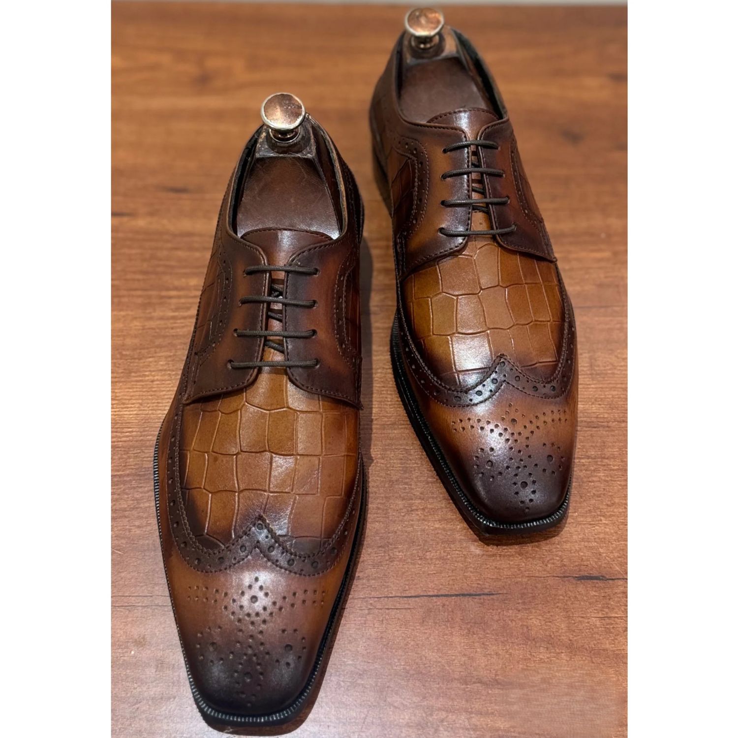 Men’s Derby Shoes - 24 pair