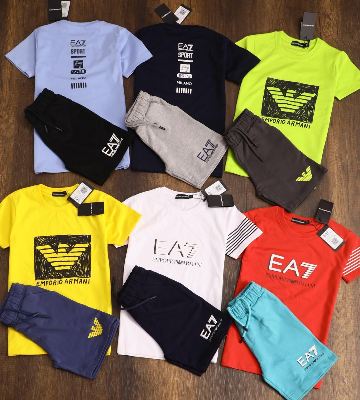 EMPORIO ARMANI Premium Quality Boy&#39;s &amp; Girl&#39;s Half Sleeve  kids T-shirt &amp; Shorts - 40 Pc