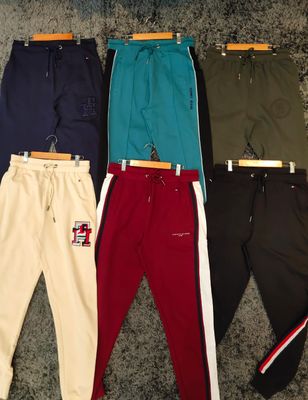 TOMMY HILFIGER Premium Quality Cotton Men&#39;s Joggers - 52 Pc