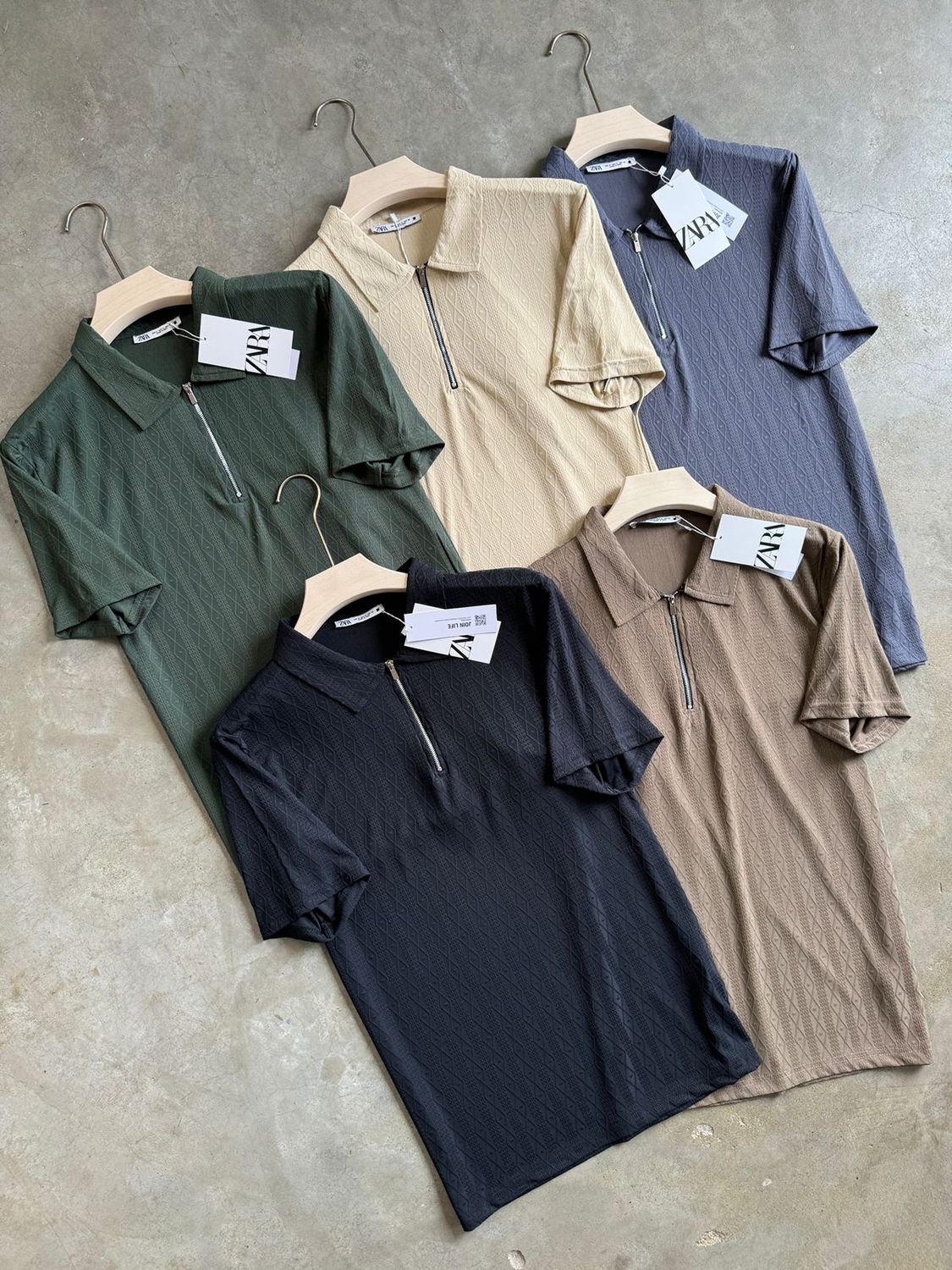 Zara Premium Quality Half Sleeve Men&#39;s  Zipper - 46 Pc