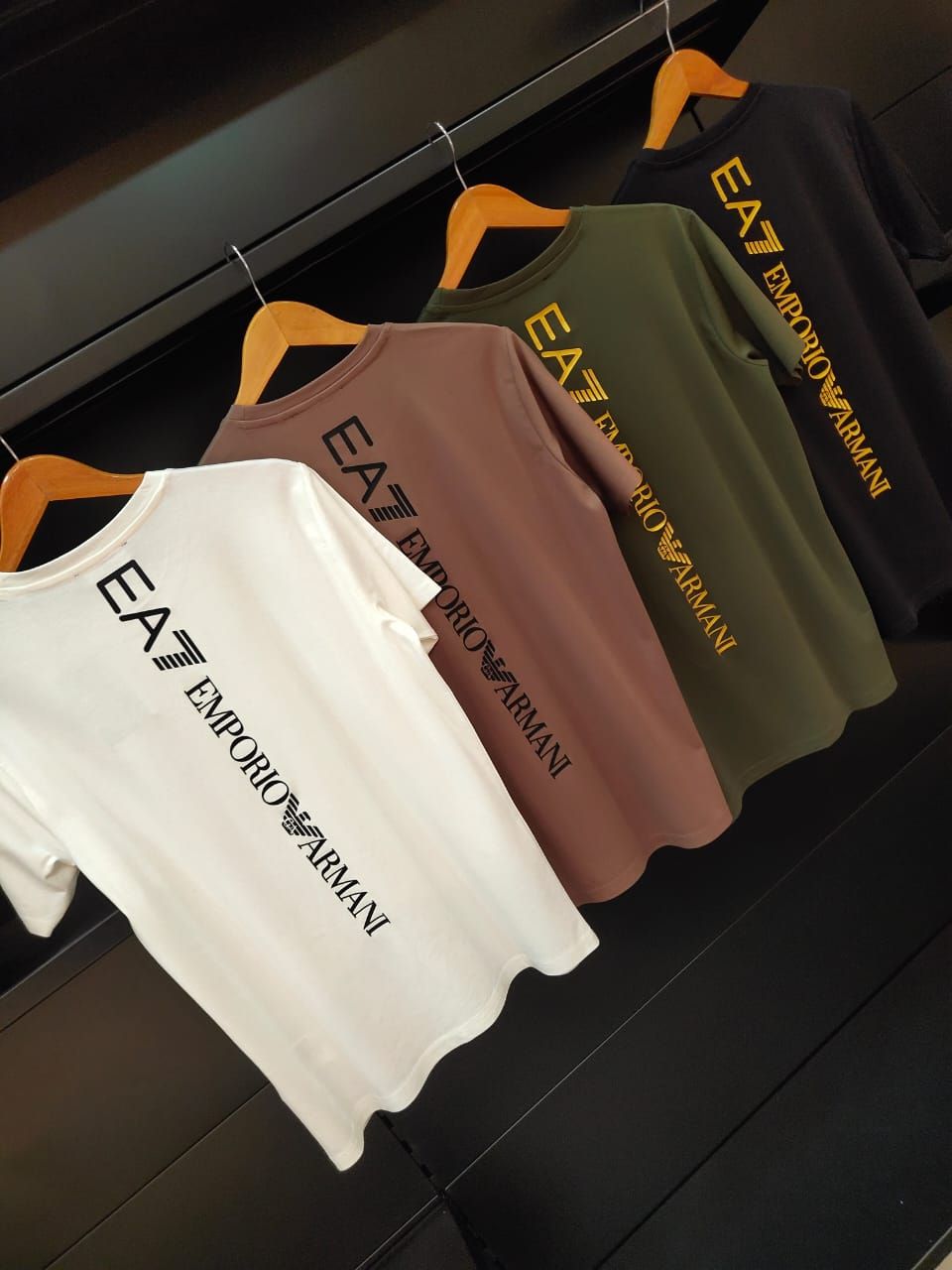 EA7 Premium Quality Round Neck Half Sleeve Men&#39;s T-shirt - 44 Pc